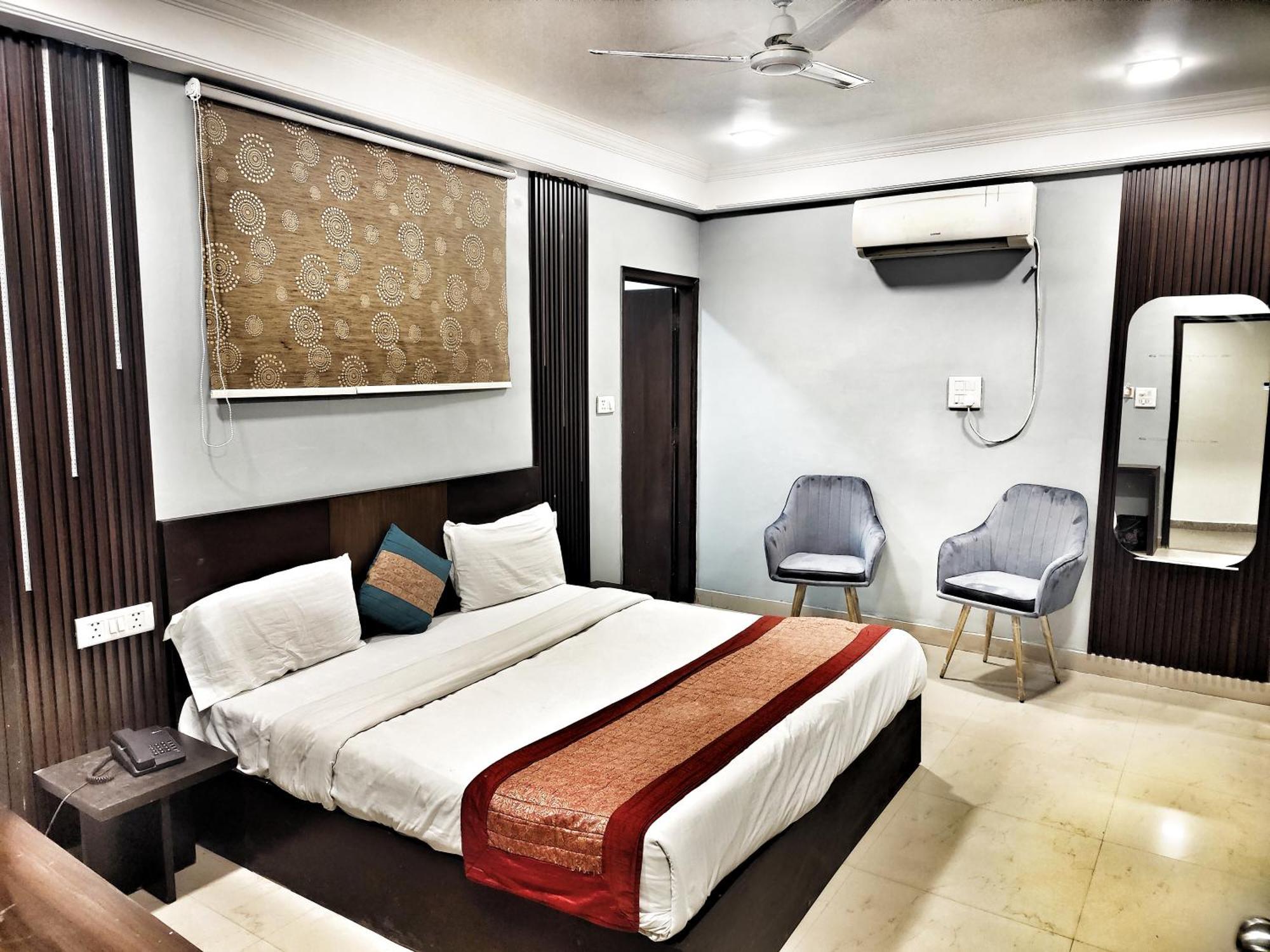 Airport Hotel The Terminal Nuova Delhi Esterno foto